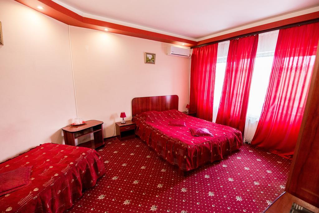 Pensiunea Crystal Valea Lupului  Exterior foto