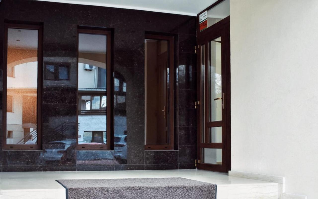 Pensiunea Crystal Valea Lupului  Exterior foto