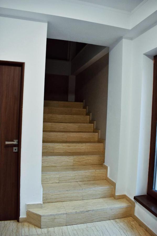 Pensiunea Crystal Valea Lupului  Exterior foto